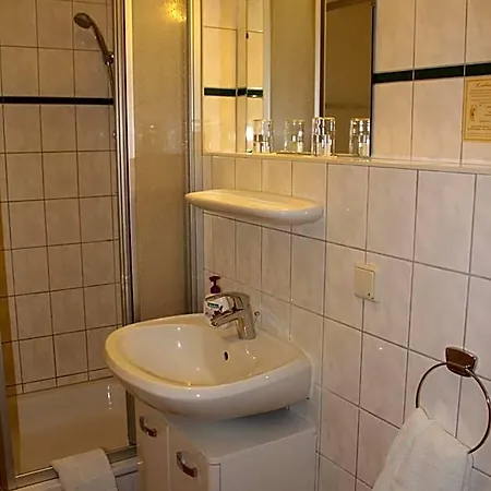 Zum Ersten Siedler Hotel 2*