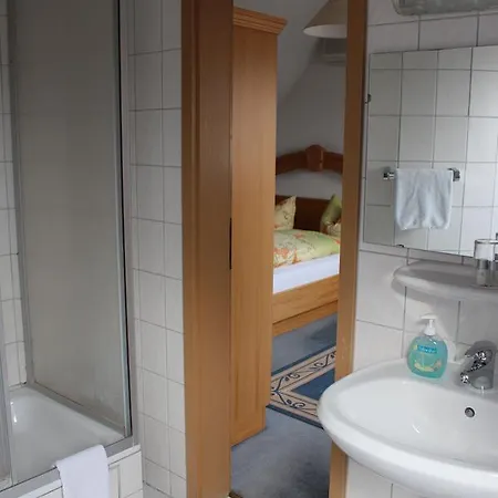 Zum Ersten Siedler Hotel Brieselang
